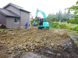 敷地土入れ整備